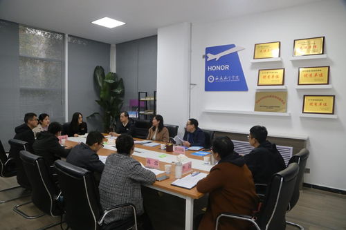 省委教育工委心理健康教育与咨询示范中心验收专家组莅临我校调研指导